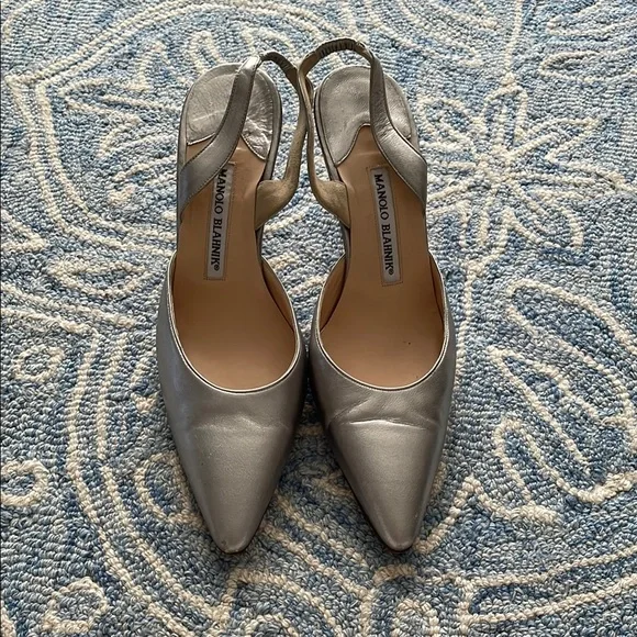 Manolo Blahnik | Shoes | Manolo Blahniks Preowned 385 Silver